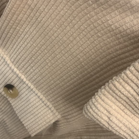 ribbed tan cropped jacket - Picture 2 of 3